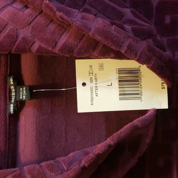 Guess After Party NWT Large Pullover Cropped Velour Hoodie - Picture 3 of 8